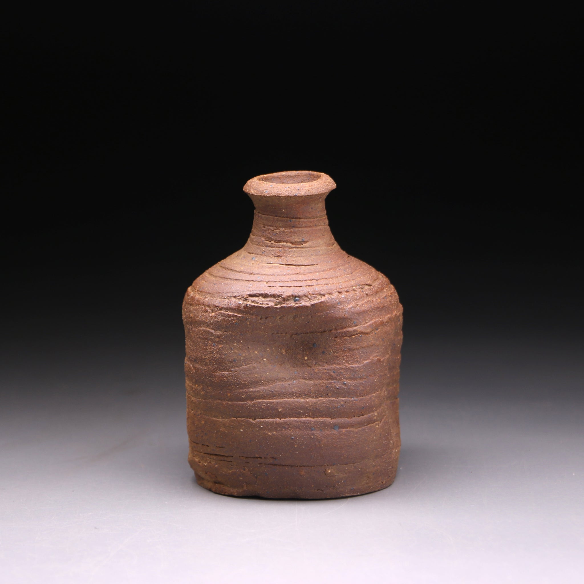 textured clay bud vase 9cm h x 6cm w