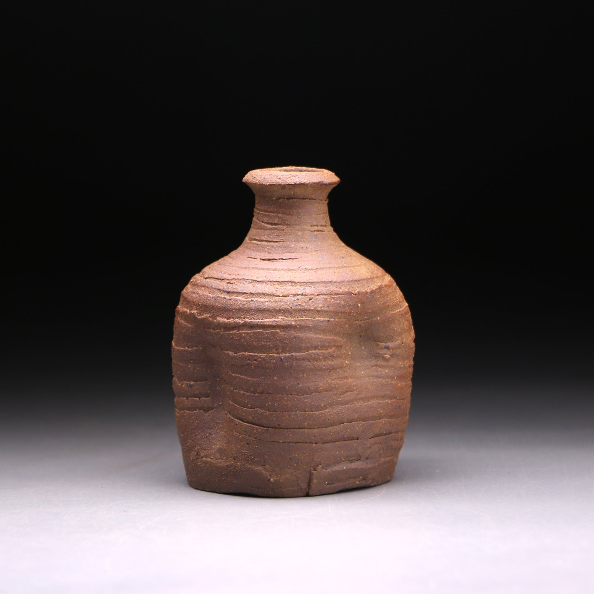 textured clay bud vase 9cm h x 6cm w