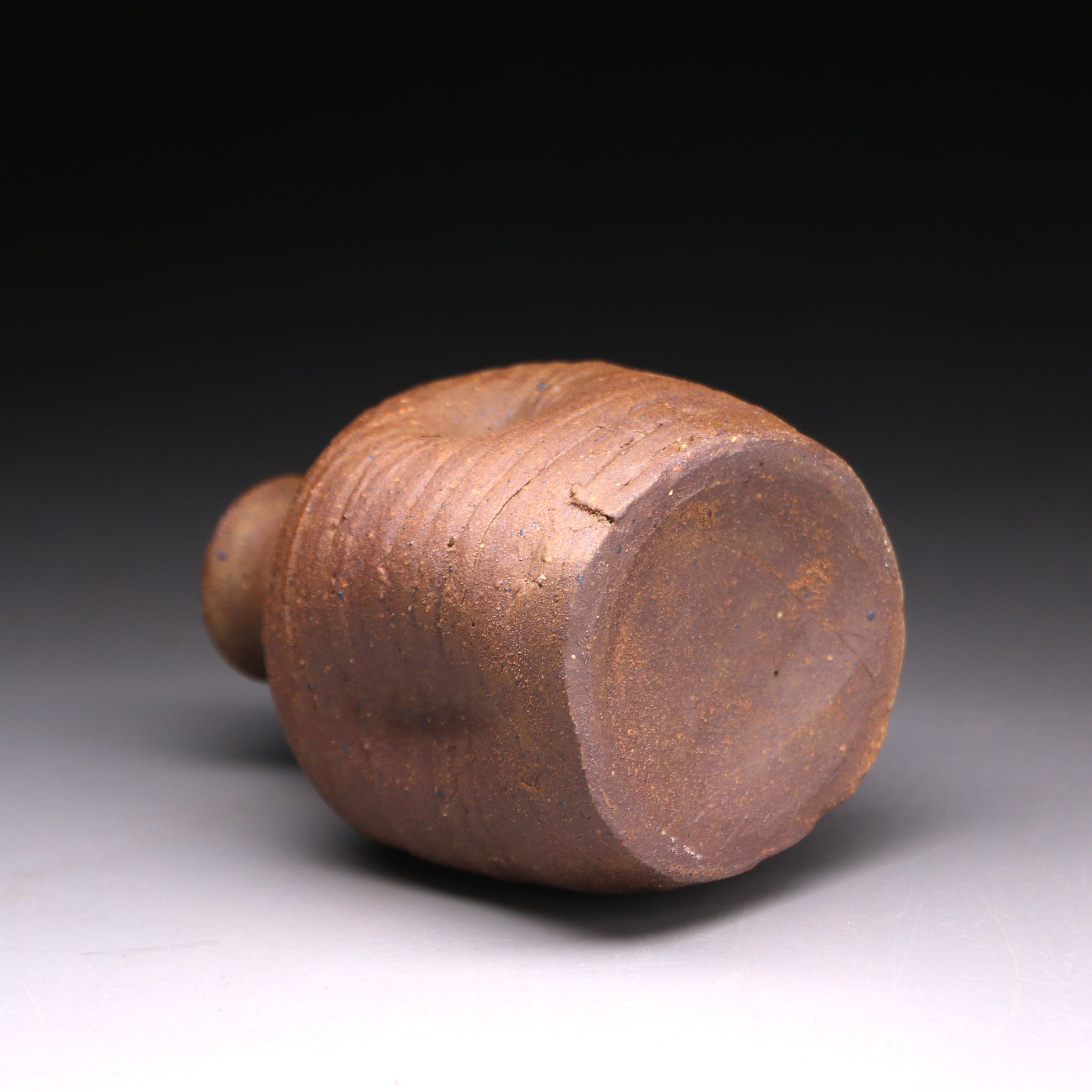 textured clay bud vase 9cm h x 6cm w