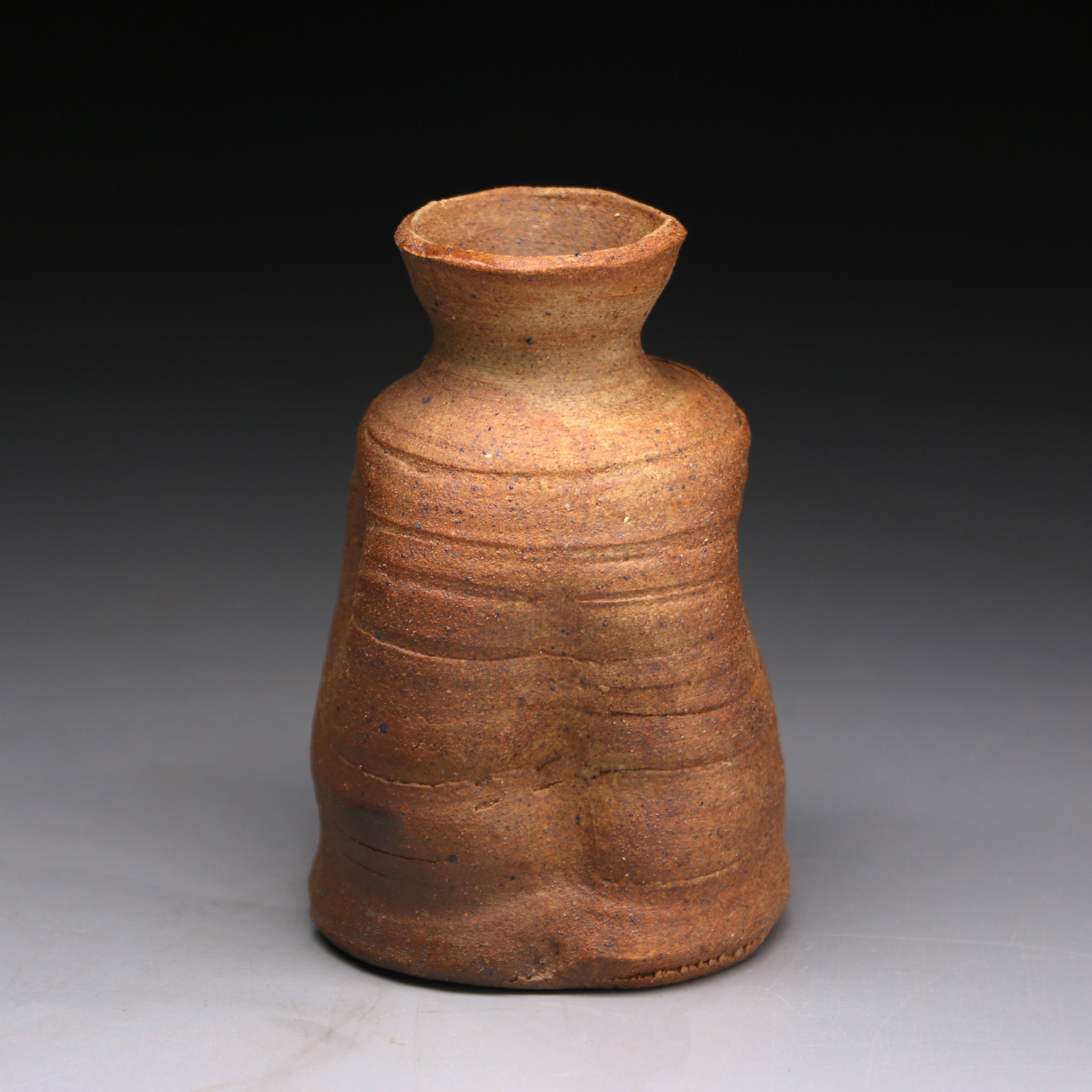 textured clay bud vase 10cm h x 6cm w