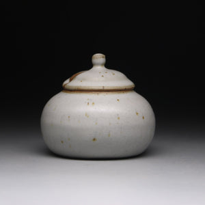 small satin white tea jar 140ml G