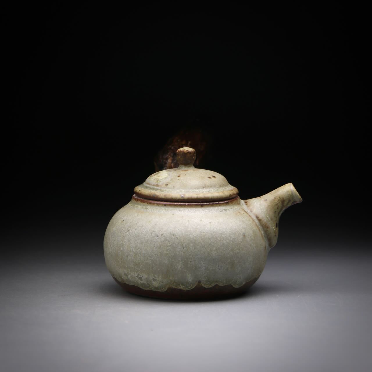 white ash glazed teapot 140ml S