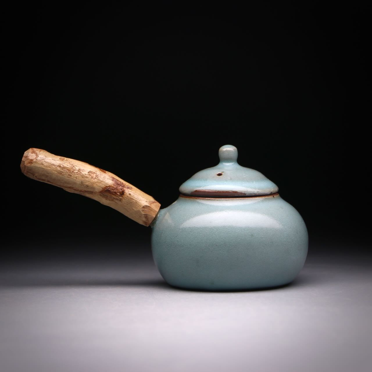 Celadon teapot wood handle 140ml C