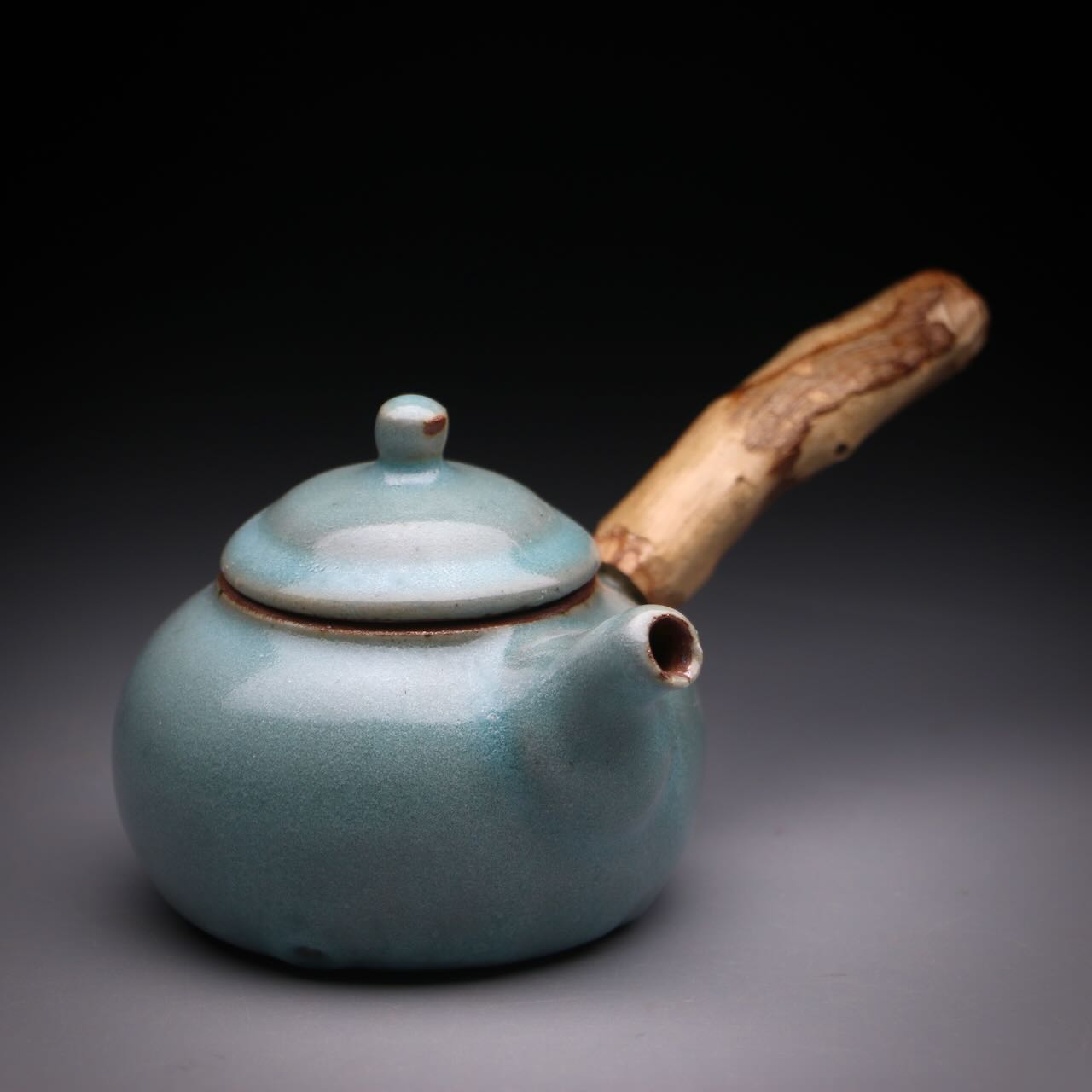 Celadon teapot wood handle 140ml C