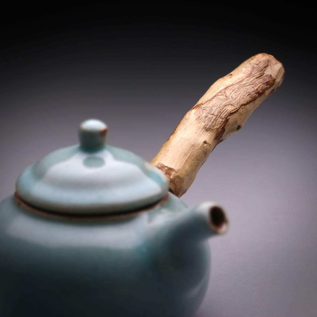 Celadon teapot wood handle 140ml C