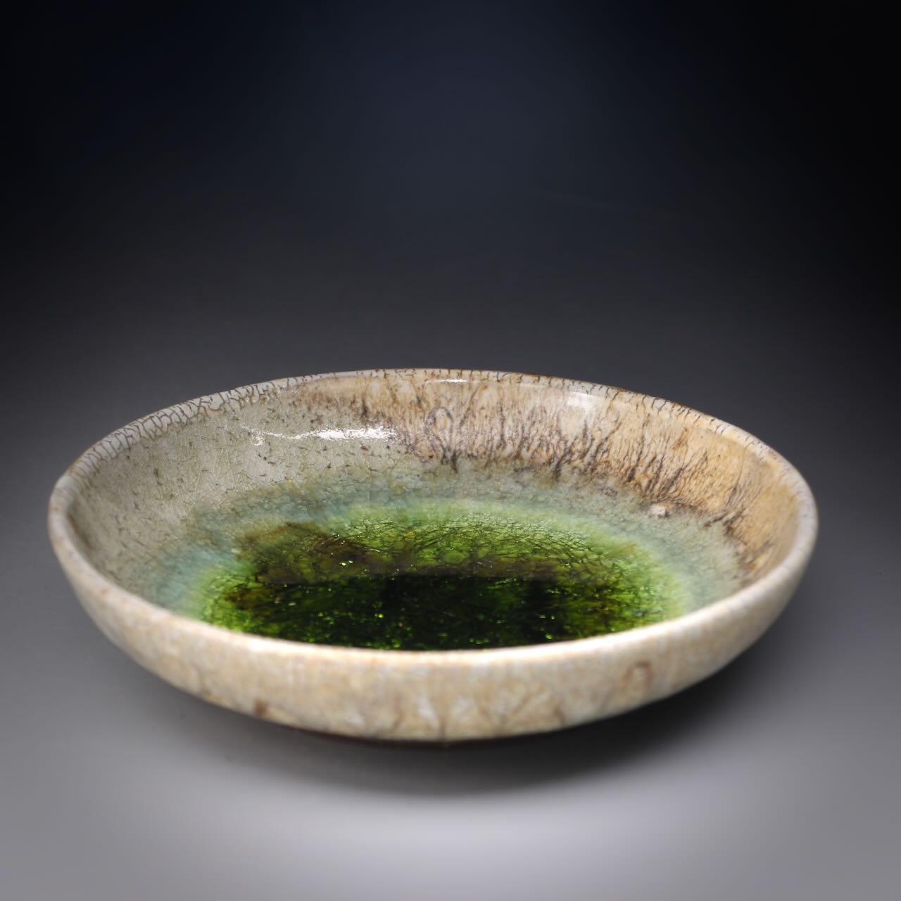 ash glazed plate / teapot stand 15.2cm