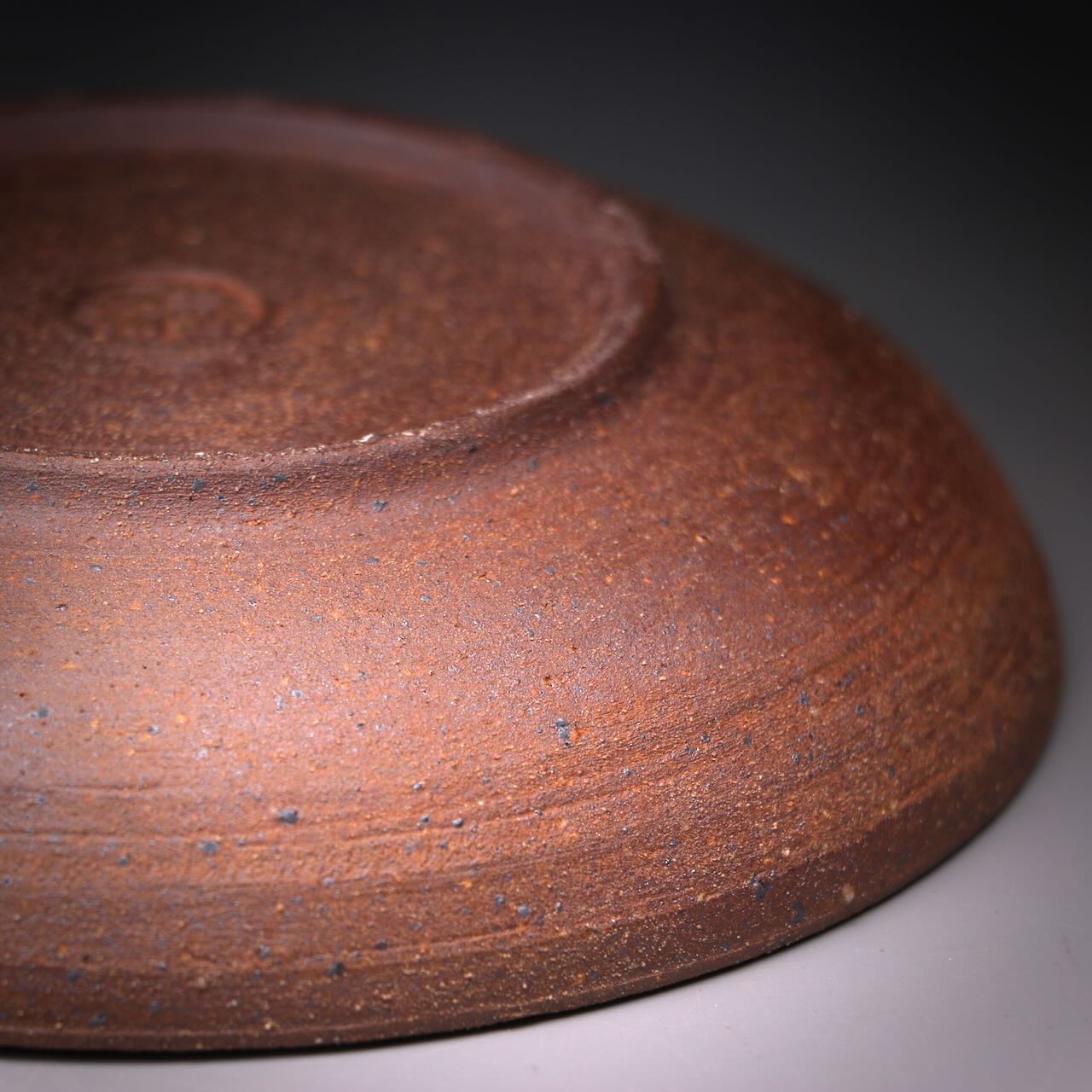 raw clay plate / teapot stand 15.6cm diameter