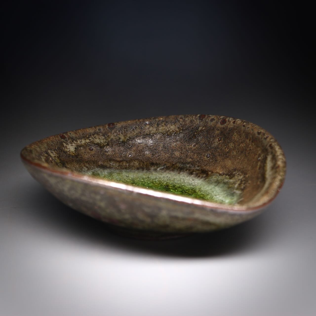 ash glazed chaze 10 x 11cm