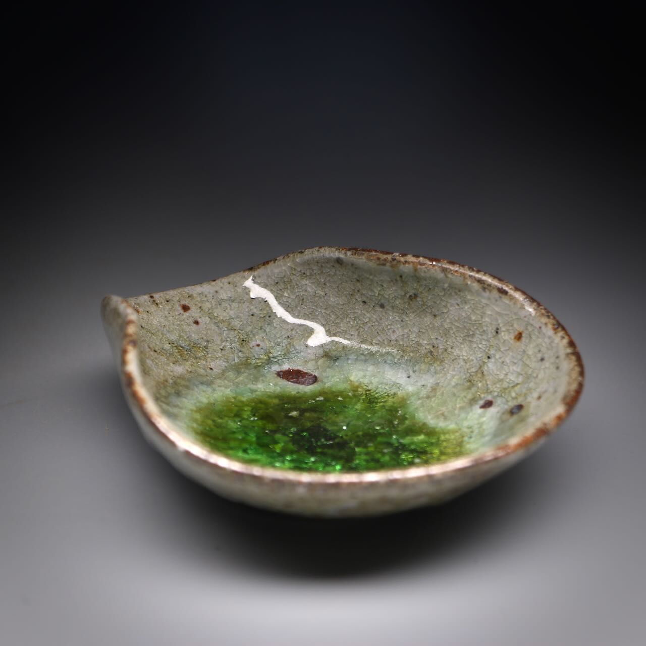 ash glazed chaze 11 x 10cm