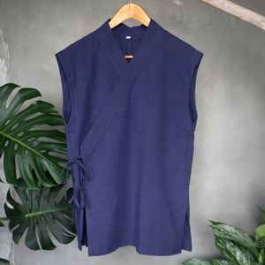 simple form - sleeveless shirt