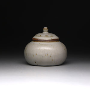 small satin white tea jar 140ml A