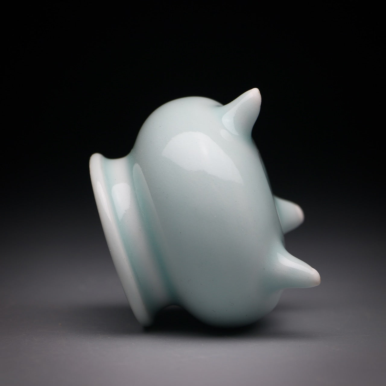 Qingbai incense burner 5 x 6.5
